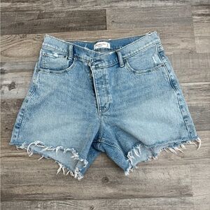 ABERCROMBIE HIGH RISE DAD SHORTS
